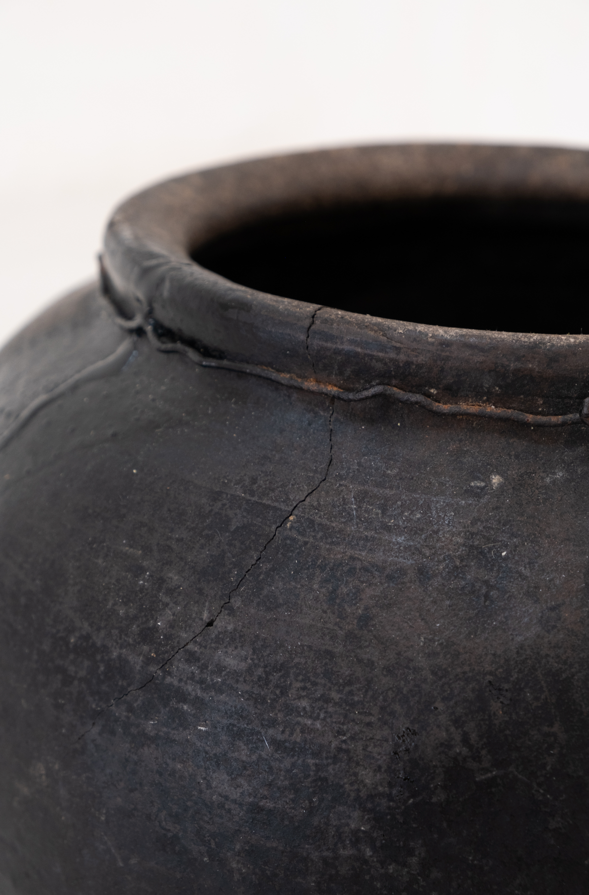 Black Vintage Water Pot